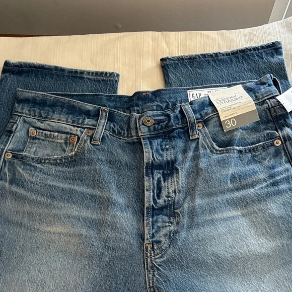 New GAP High Rise Cheeky Straight Size 30 Long medium blue - Picture 1 of 12